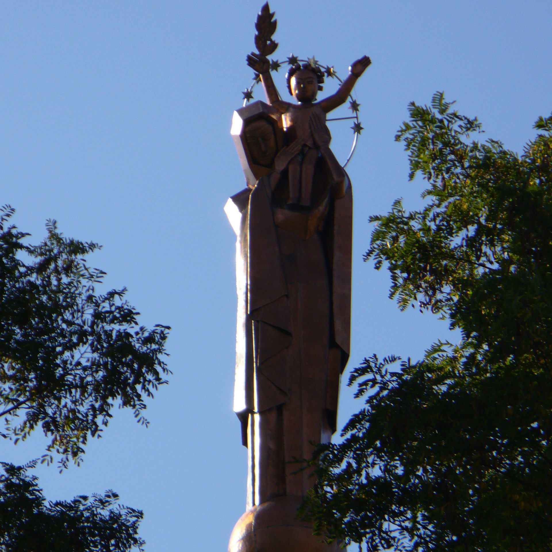 notre dame de france - baillet