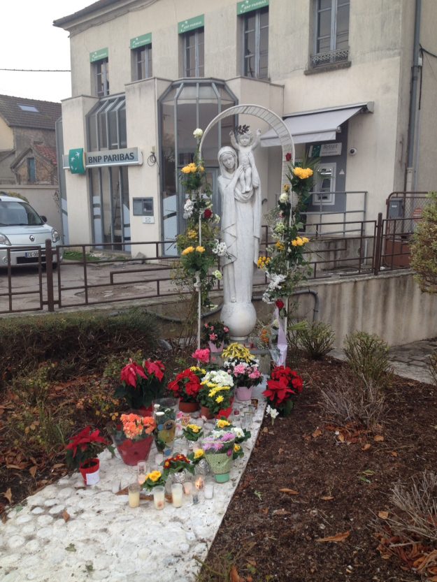 l’ouverture de la Porte Sainte par notre Saint Père Eglise de Bonnieres sur Seine