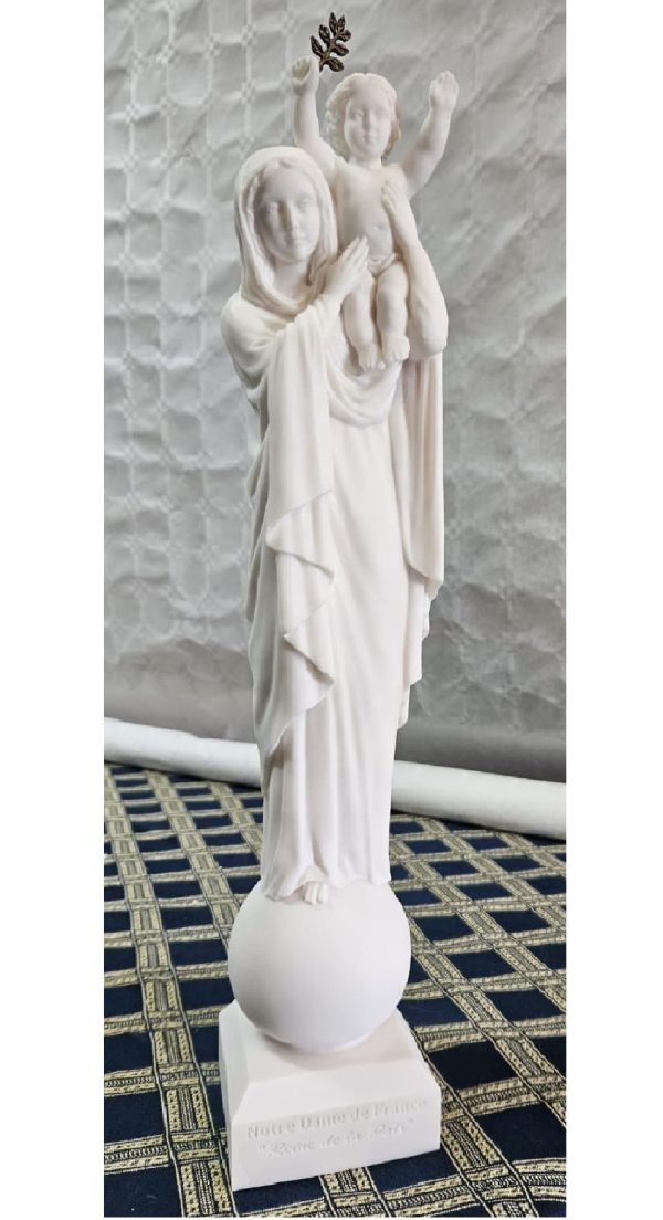 Statues en albâtre
