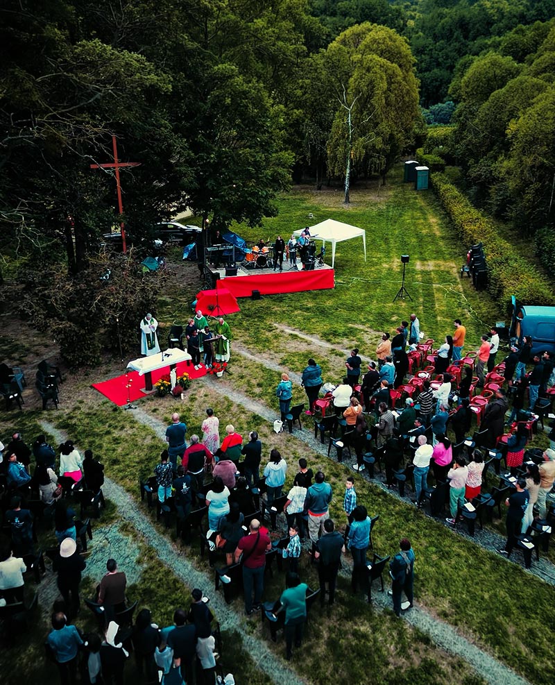 Messe des jeunes au premier Maranatha Festival, septembre 2024
